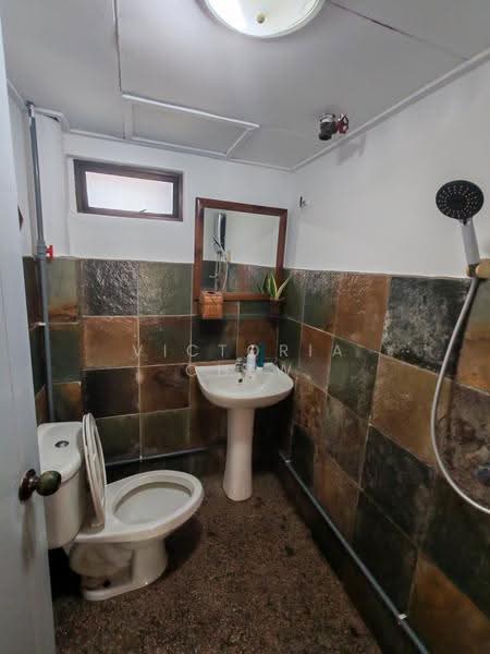 Apartment for Sale at Subang Perdana Goodyear Court 3 - Victoria Chew - Bathroom - PropertyGuru.com.my