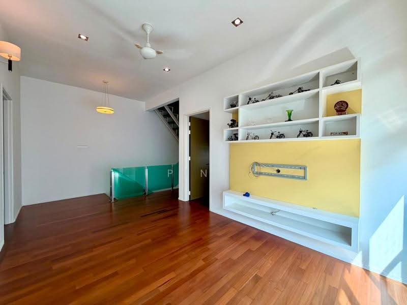 3-storey Terraced House for Sale in 2 Permai (Tanjung Bungah) - Ping Koay - Living Room - PropertyGuru.com.my