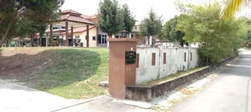 Bungalow House for Sale in Kampung Paya Datok (Alor Gajah) - Mohd Daim Jamil - Exterior - PropertyGuru.com.my