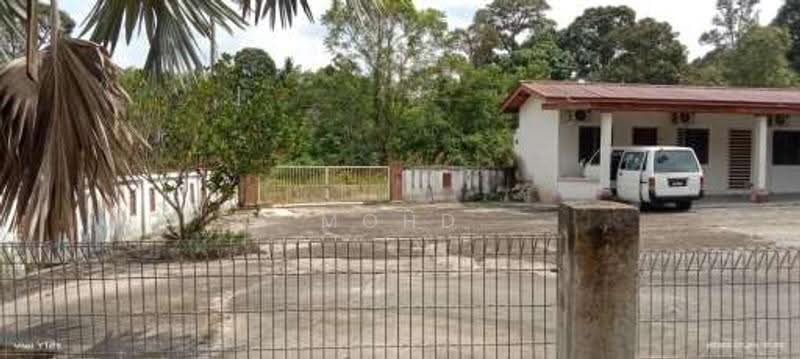 Bungalow House for Sale in Kampung Paya Datok (Alor Gajah) - Mohd Daim Jamil - Exterior - PropertyGuru.com.my
