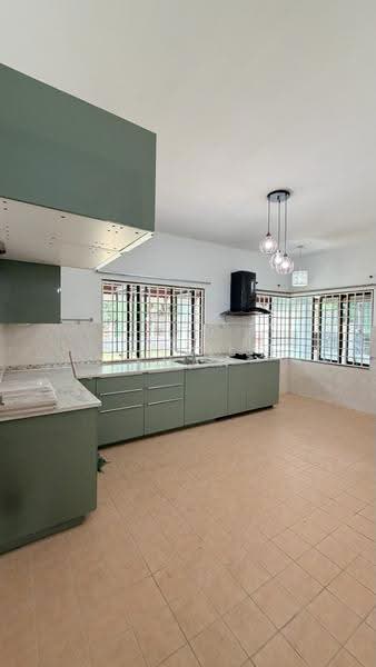 Semi-Detached House for Rent in Kota Damansara (Selangor) - Sim Pei Kuan - Kitchen - PropertyGuru.com.my