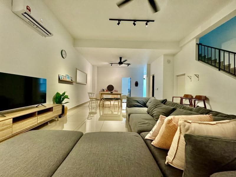 Rumah Teres 2-Tingkat untuk Disewa di Eco Botanic (Iskandar Puteri (Nusajaya)) - Sky Tan - Living Room - PropertyGuru.com.my