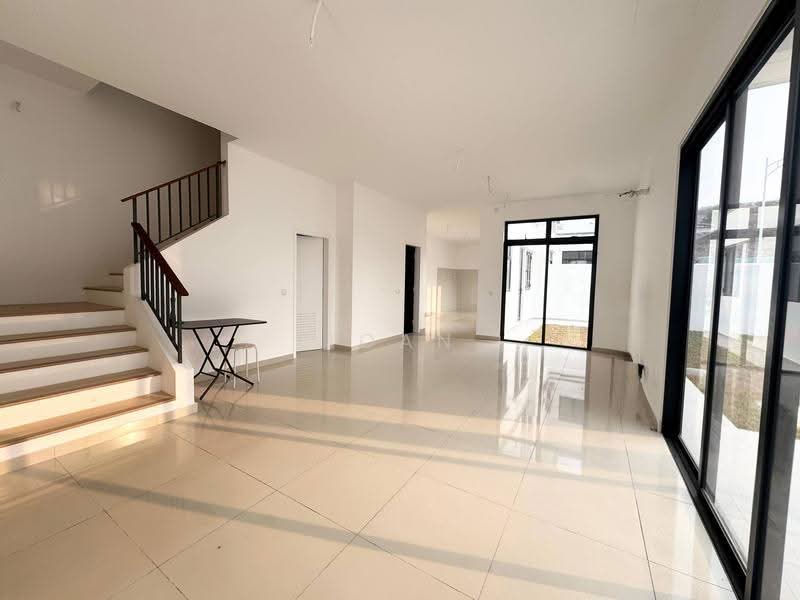 Rumah Kluster untuk Dijual di Iskandar Puteri (Nusajaya) (Johor) - Joan Chia - Living Room - PropertyGuru.com.my