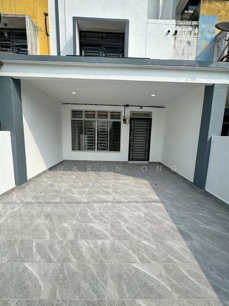 Rumah Teres 2.5-Tingkat untuk Dijual di Taman Scientex Kulai (Sedenak) - Sharon Ong - Exterior - PropertyGuru.com.my