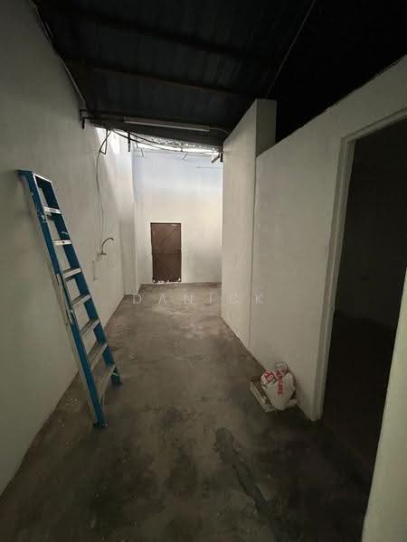 Shop / Office untuk Disewa di George Town (Penang) - Danick Teoh - Interior - PropertyGuru.com.my