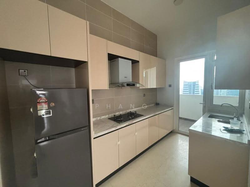 Service Residence for Sale at TriTower Residence @ Johor Bahru Sentral - Phang Elainne - Kitchen - PropertyGuru.com.my