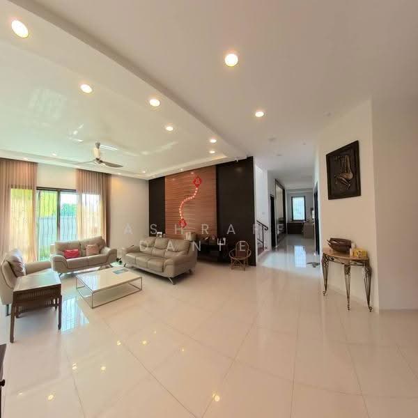 Bungalow House untuk Dijual di Seri Kembangan (Selangor) - Ashraff Daniel - Living Room - PropertyGuru.com.my