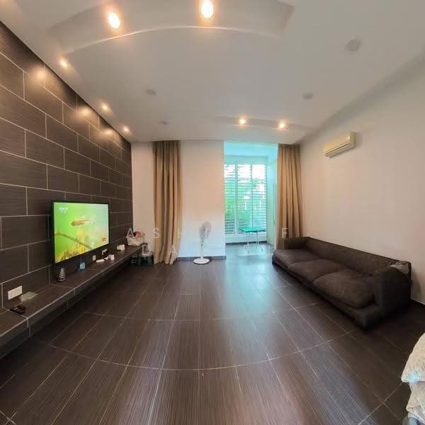 Bungalow House untuk Dijual di Seri Kembangan (Selangor) - Ashraff Daniel - Living Room - PropertyGuru.com.my
