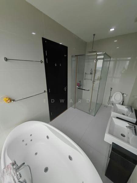 Condominium for Rent at Tropicana Grande - Edward Chai - Bathroom - PropertyGuru.com.my
