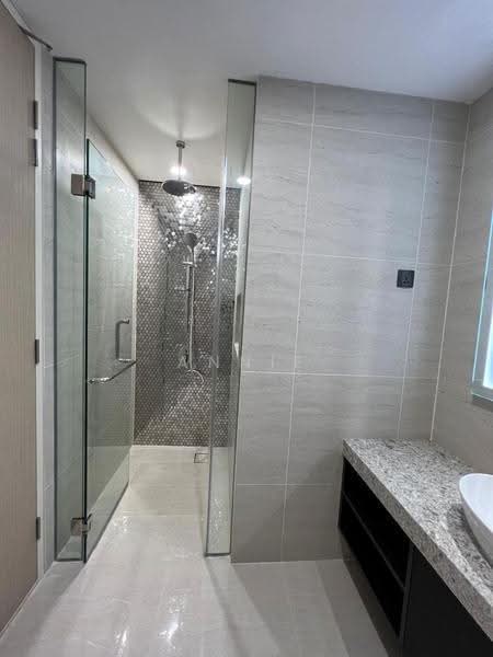 Service Residence for Rent at Star Residences Two - Annie Chong - Bathroom - PropertyGuru.com.my