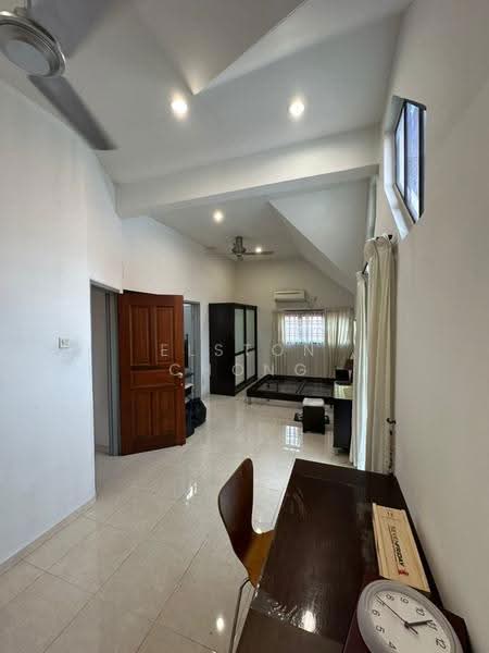 Rumah Teres 1.5-Tingkat untuk Dijual di Taman Pelangi Indah (Ulu Tiram) - Elston Chong - Bedroom - PropertyGuru.com.my