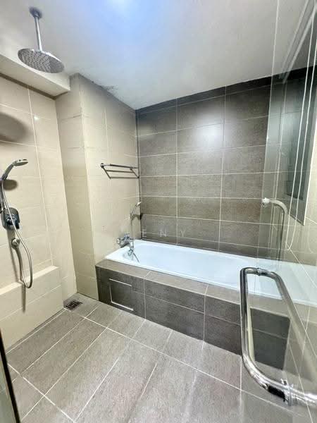 Condominium for Rent at Iskandar Residences - Jeny Loo - Bathroom - PropertyGuru.com.my