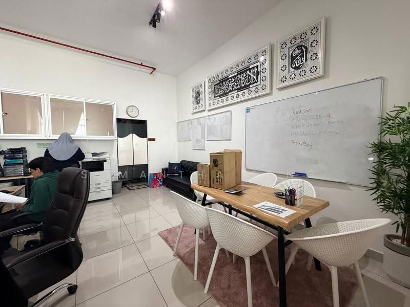 Soho untuk Dijual di Taman Austin Perdana (Tebrau) - Samantha Teng - Interior - PropertyGuru.com.my