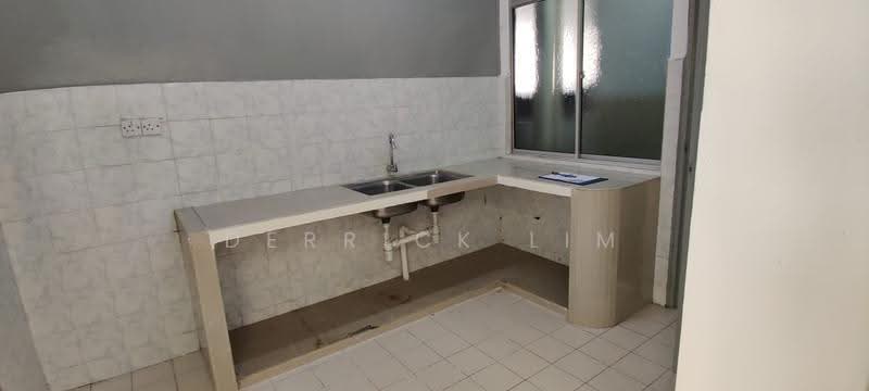 Apartment for Rent at Pangsapuri Lagoon Perdana - Derrick Lim - Kitchen - PropertyGuru.com.my