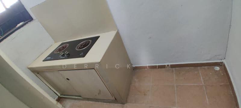 Apartment for Rent at Pangsapuri Lagoon Perdana - Derrick Lim - Kitchen - PropertyGuru.com.my
