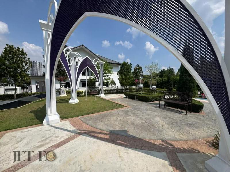 Rumah Berkembar untuk Dijual di Setia Alam (Selangor) - Jennie Chew - Exterior - PropertyGuru.com.my