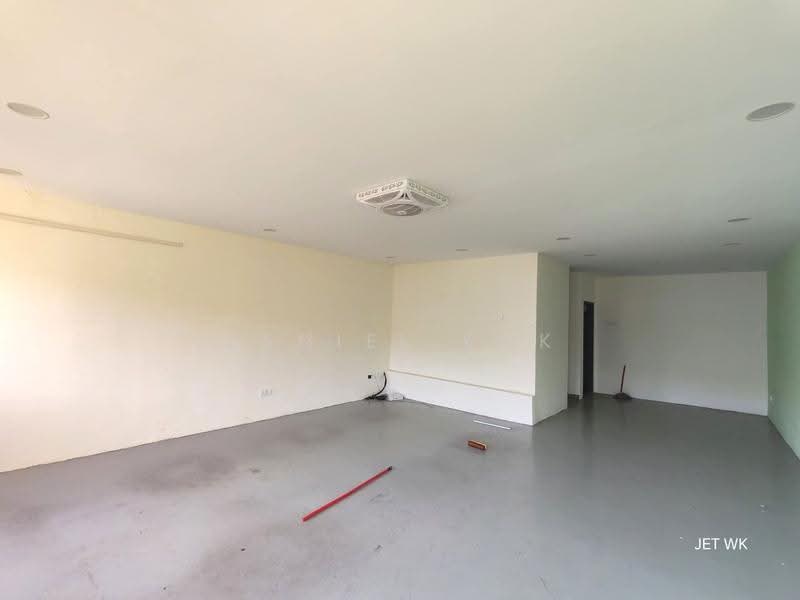 Shop for Sale in Taman Pandamaran Permai (Klang) - Daniel Kok - Interior - PropertyGuru.com.my