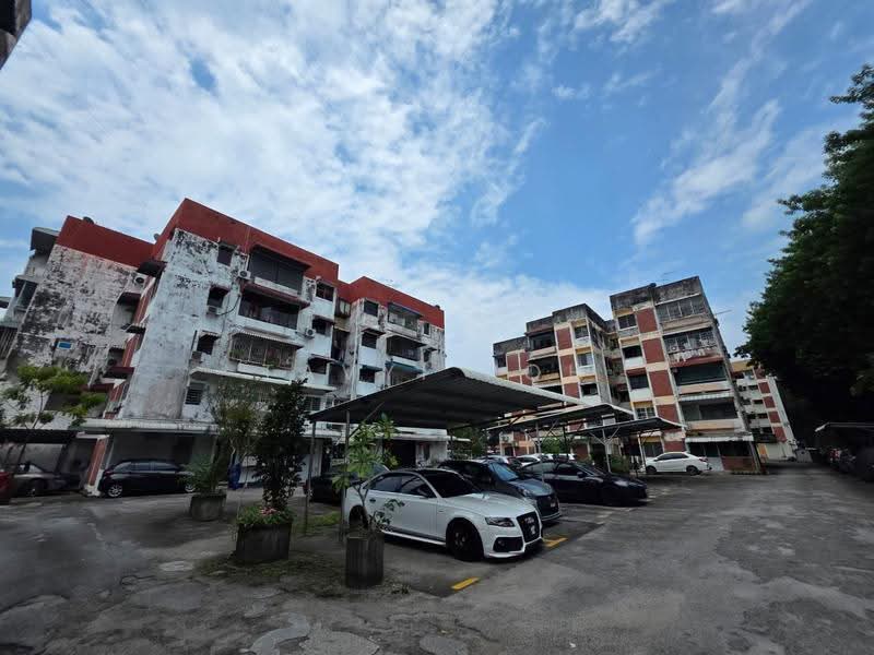 Apartment for Sale at Taman Kampar - Tavyi Poh - Exterior - PropertyGuru.com.my