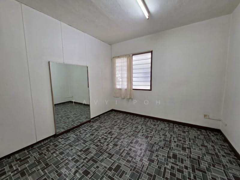 Apartment for Sale at Taman Kampar - Tavyi Poh - Interior - PropertyGuru.com.my