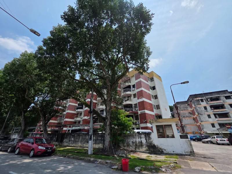 Apartment for Sale at Taman Kampar - Tavyi Poh - Exterior - PropertyGuru.com.my