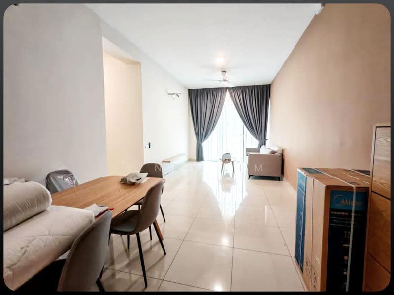 Kondominium untuk Disewa di Brezza Hill - Henry Lim - Living Room - PropertyGuru.com.my