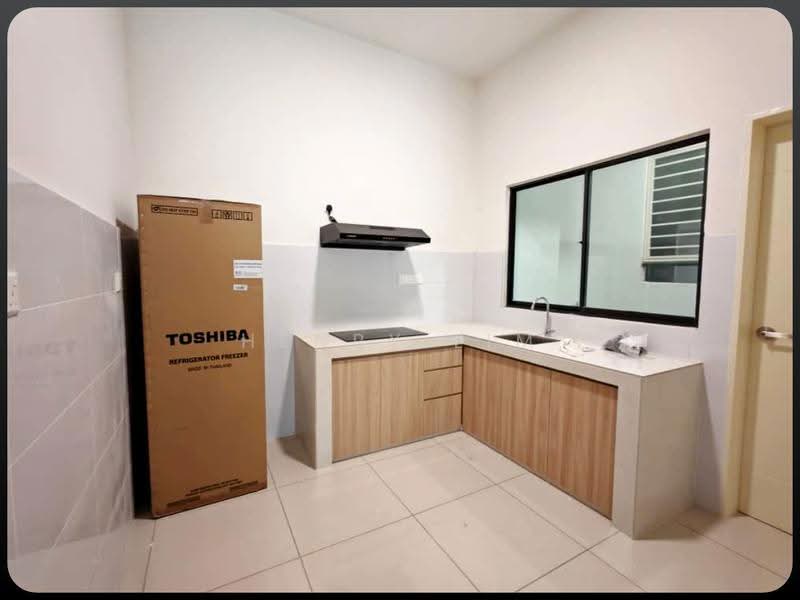 Kondominium untuk Disewa di Brezza Hill - Henry Lim - Kitchen - PropertyGuru.com.my