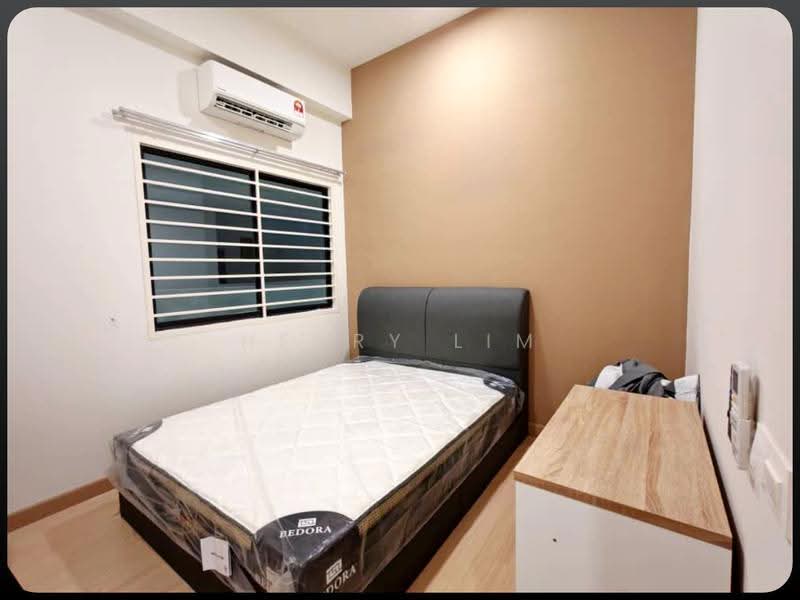 Kondominium untuk Disewa di Brezza Hill - Henry Lim - Bedroom - PropertyGuru.com.my