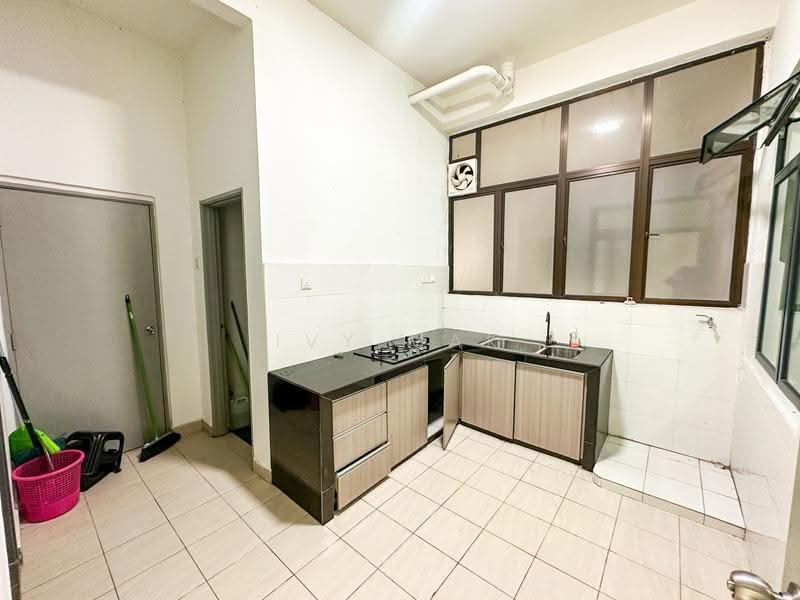 Condominium for Rent at Riverdale @ Usj One Park - Ivy Mak - Kitchen - PropertyGuru.com.my