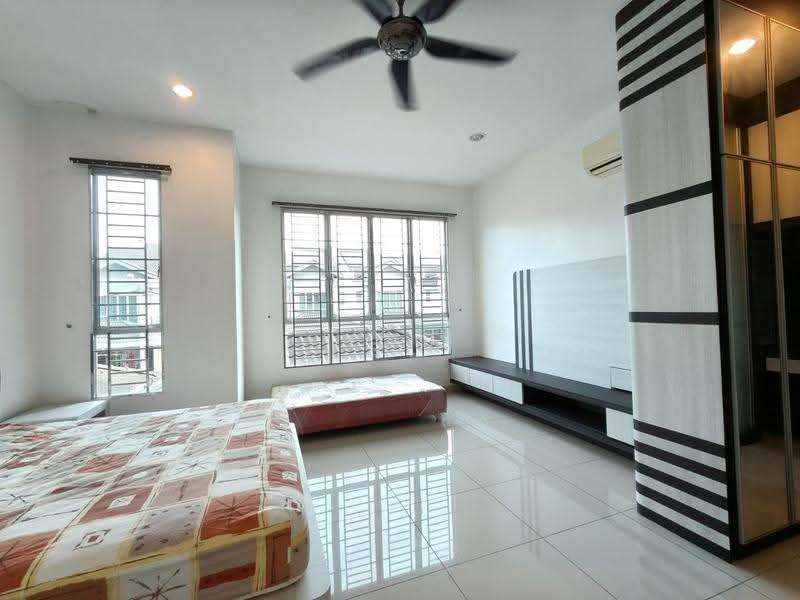 Rumah Teres 2-Tingkat untuk Dijual di Batu Pahat (Johor) - NGO - Bedroom - PropertyGuru.com.my