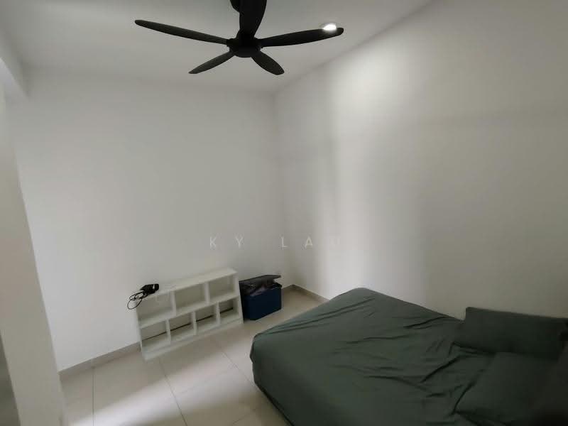 Kondominium untuk Disewa di Legendview - KY Lau - Bedroom - PropertyGuru.com.my