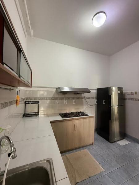 Townhouse for Rent in Luyang Perdana (Kota Kinabalu) - Joanne Lee - Kitchen - PropertyGuru.com.my