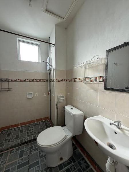 Townhouse for Rent in Luyang Perdana (Kota Kinabalu) - Joanne Lee - Bathroom - PropertyGuru.com.my