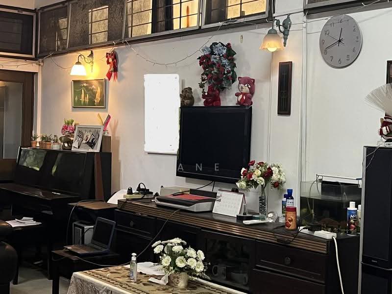 Bungalow House for Sale in SS1 (Petaling Jaya) - Jane Wong - Living Room - PropertyGuru.com.my
