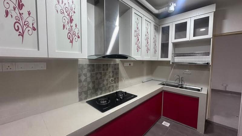 Apartment for Sale at East Bay (Seri Bayan) - Cy Hong - Kitchen - PropertyGuru.com.my