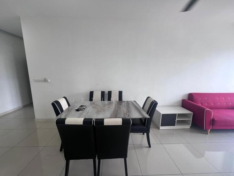 Kediaman Servis untuk Disewa di Tuan Residency - Justin Seah - Living Room - PropertyGuru.com.my