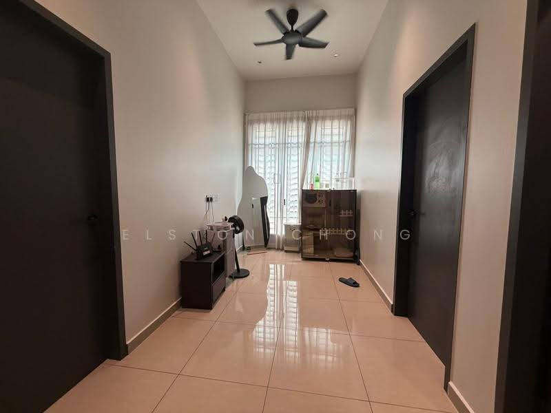 Terraced House for Sale in Bandar Putra Kulai (Kulai) - Elston Chong - Corridor - PropertyGuru.com.my