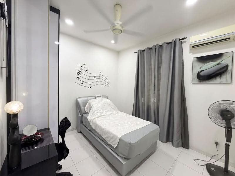 Rumah Teres 2-Tingkat untuk Disewa di Setia Tropika (Johor Bahru) - Teik Shen - Bedroom - PropertyGuru.com.my
