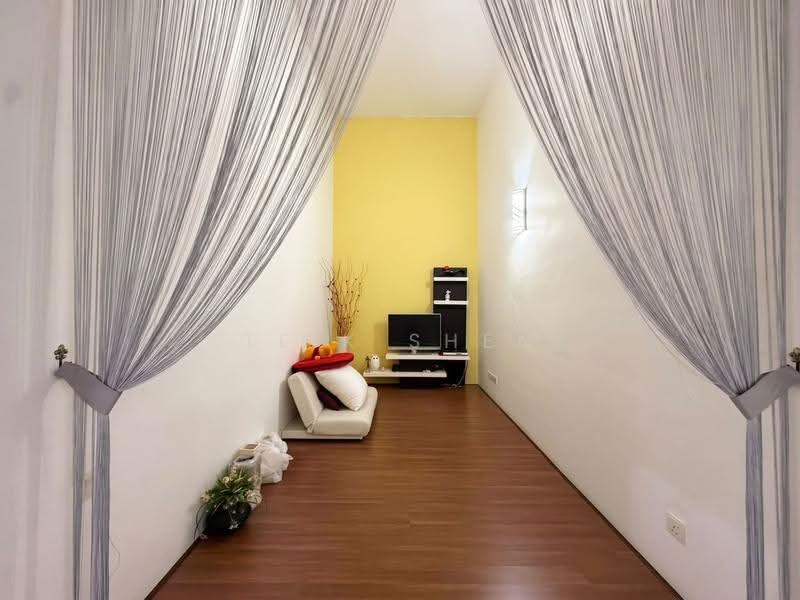 Rumah Teres 2-Tingkat untuk Disewa di Setia Tropika (Johor Bahru) - Teik Shen - Living Room - PropertyGuru.com.my