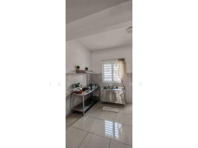 2-storey Terraced House for Rent in Bandar Rimbayu (Telok Panglima Garang) - Tabris Wong - Kitchen - PropertyGuru.com.my