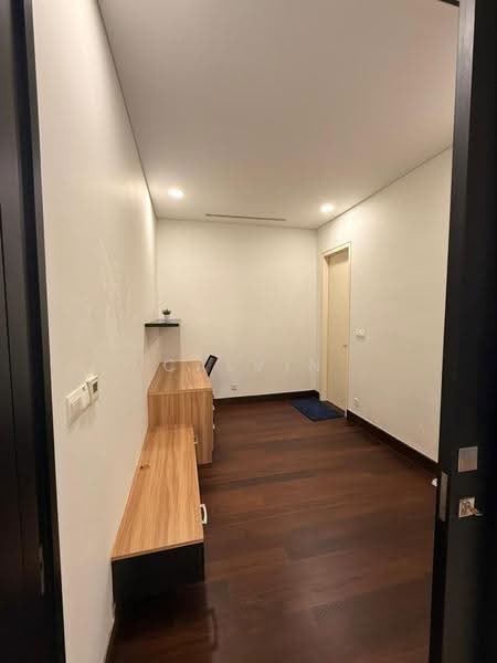 Service Residence for Sale at Banyan Tree Signatures - Calvin Loke - Study - PropertyGuru.com.my