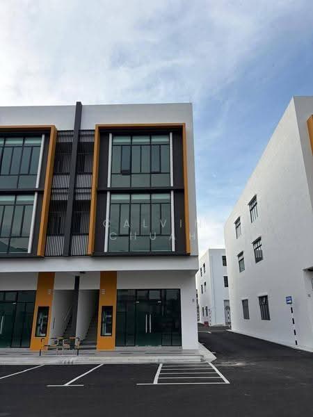 Shop / Office for Rent in Bandar Baru Permas Jaya (Permas Jaya) - Calvin Chuah - Exterior - PropertyGuru.com.my