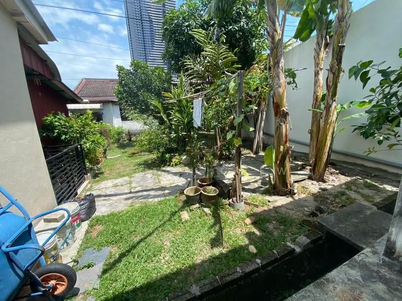 1-storey Terraced House for Sale in Bayan Lepas (Penang) - Vivien Chew - Garden - PropertyGuru.com.my