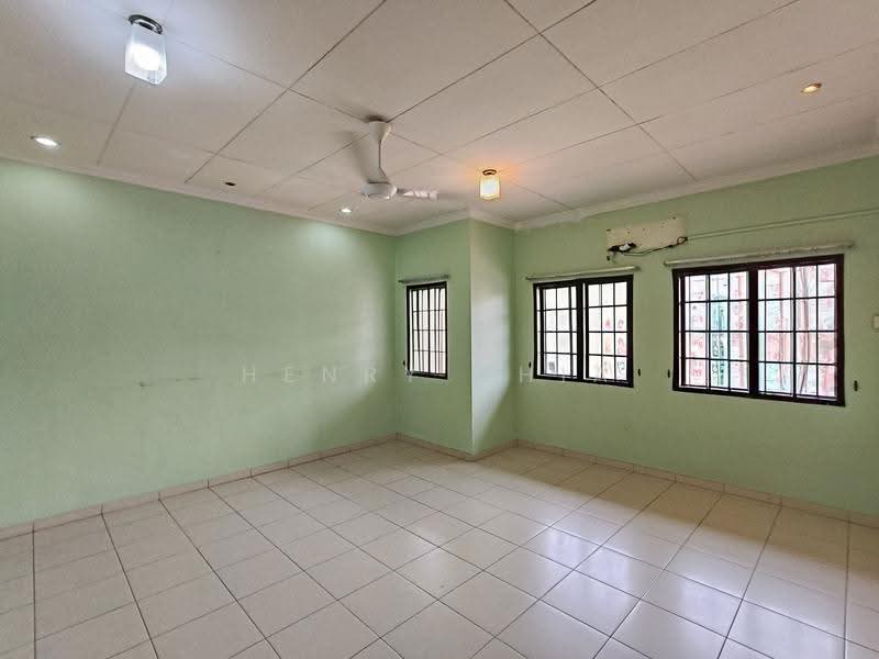 Rumah Teres untuk Dijual di Cheras (Selangor) - Henry Chia - PropertyGuru.com.my