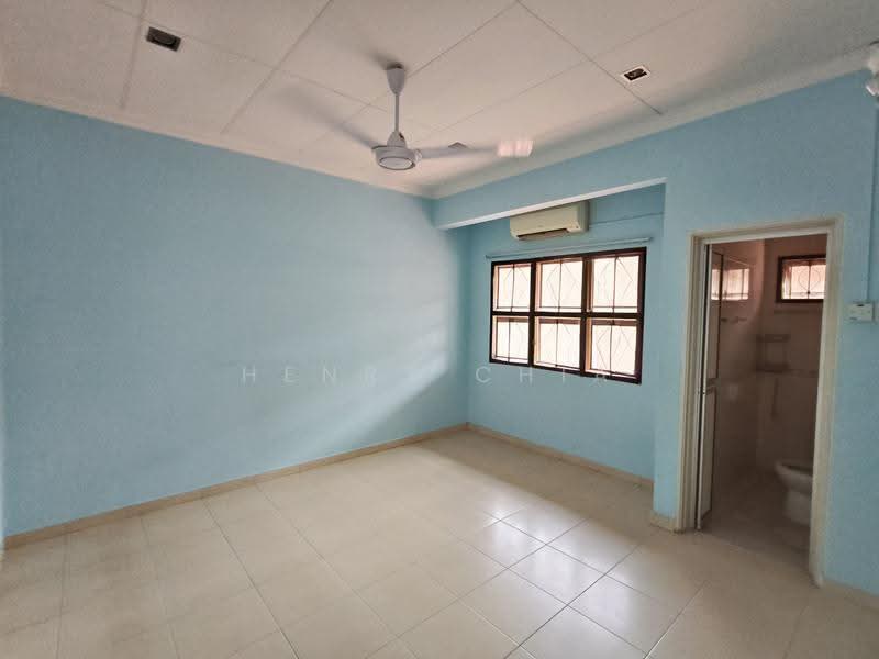 Rumah Teres untuk Dijual di Cheras (Selangor) - Henry Chia - PropertyGuru.com.my