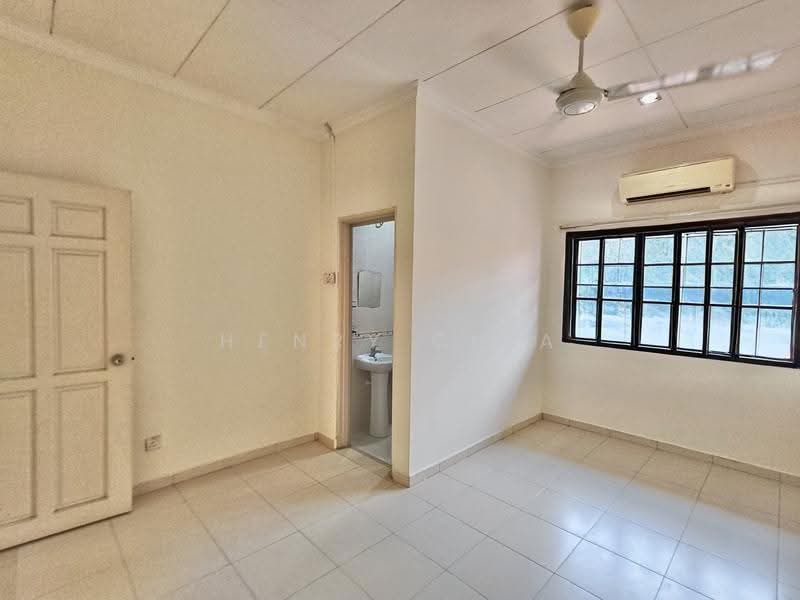 Rumah Teres untuk Dijual di Cheras (Selangor) - Henry Chia - PropertyGuru.com.my