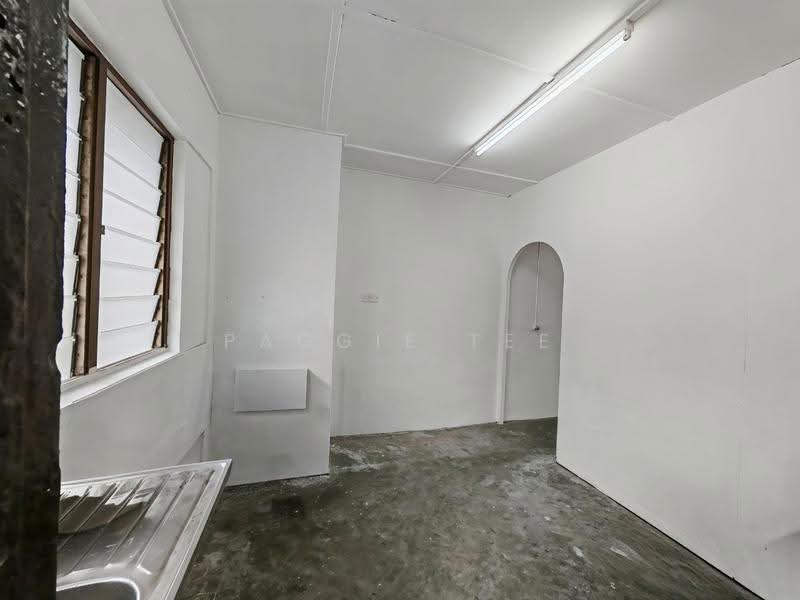 Rumah Flat untuk Dijual di Flat Taman Ungku Tun Aminah - Paggie Tee - Interior - PropertyGuru.com.my