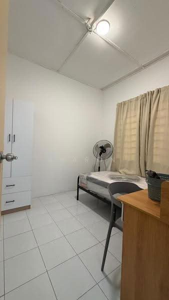 Townhouse for Rent in Taman Impian Indah (Sungai Buloh) - Sharon Wong - Bedroom - PropertyGuru.com.my