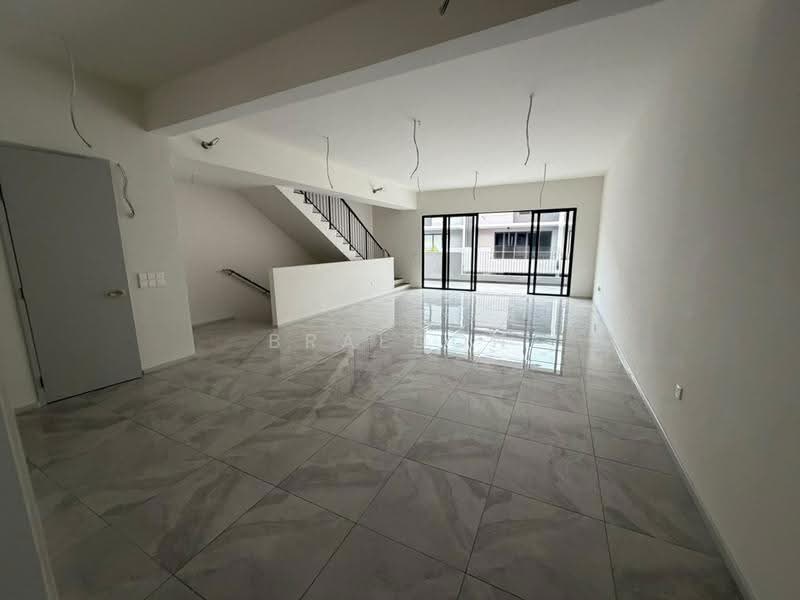 Rumah Teres 2.5-Tingkat untuk Dijual di Taman Bukit Serdang (Seri Kembangan) - Braedon - Interior - PropertyGuru.com.my
