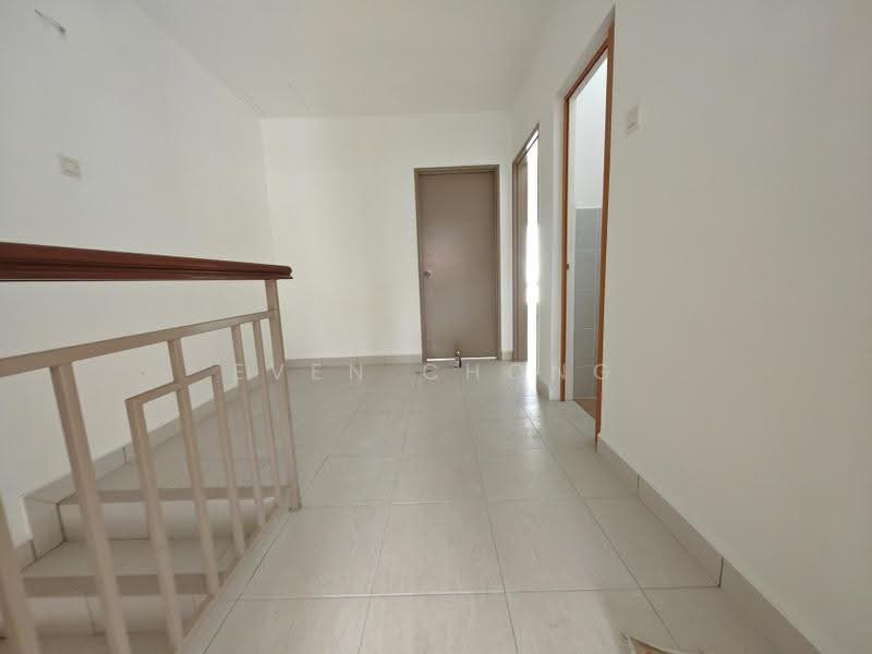 Shop / Office for Sale in Hulu Semenyih (Selangor) - Even Chong - Corridor - PropertyGuru.com.my