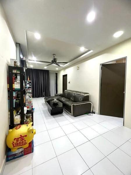Pangsapuri untuk Dijual di Seri Austin Residence (Pangsapuri Seri Austin) - Elston Chong - Living Room - PropertyGuru.com.my